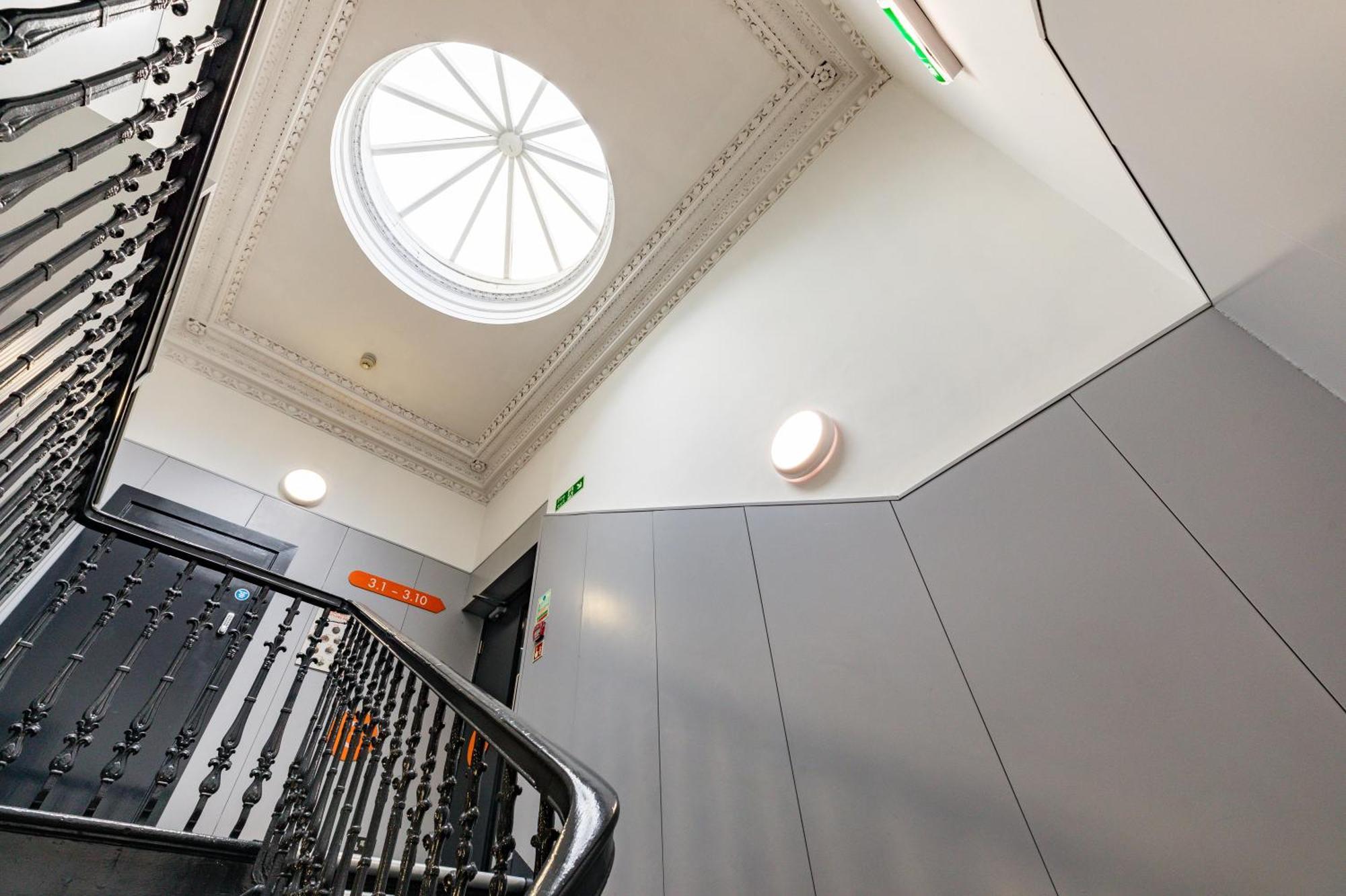 Easyhotel Edinburgh Exterior photo
