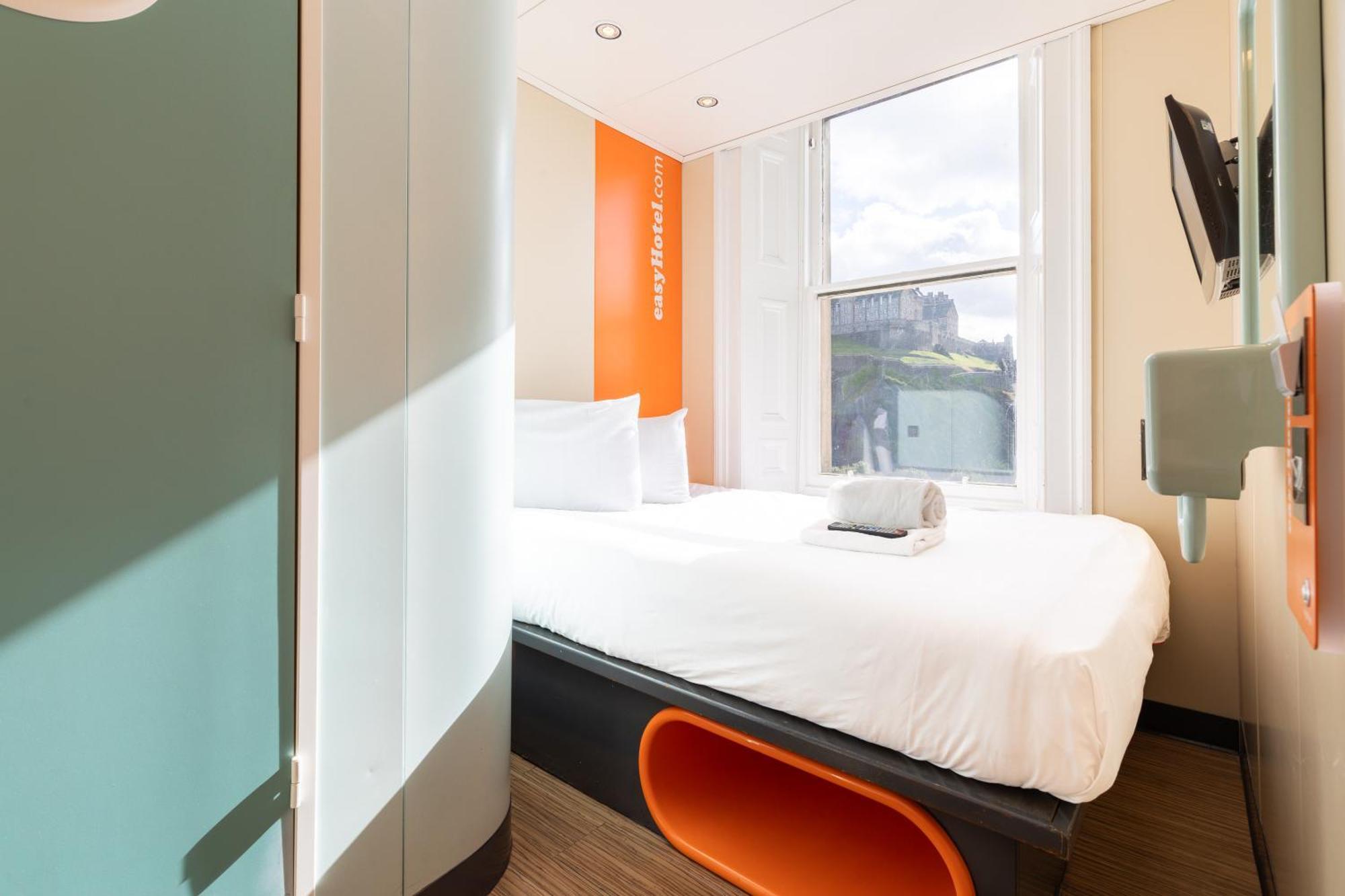 Easyhotel Edinburgh Exterior photo